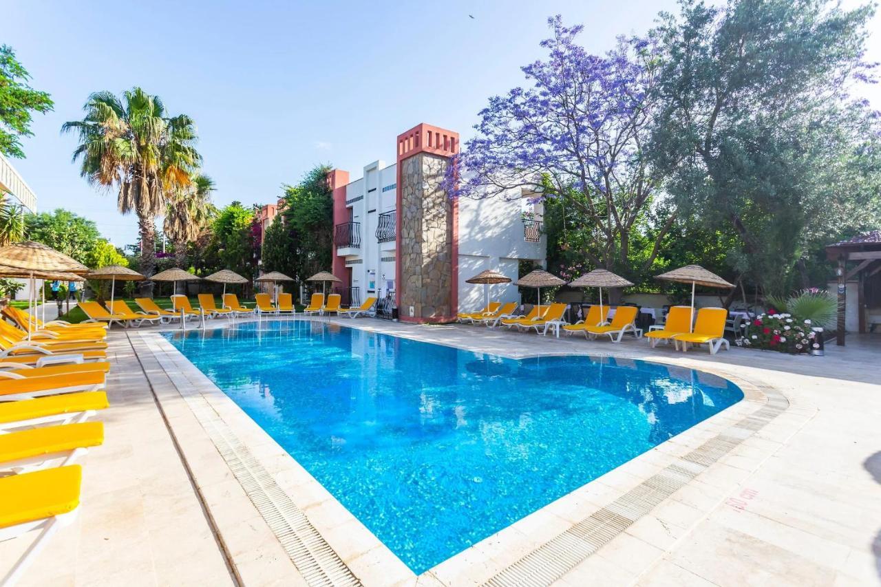 Kriss Hotel Бодрум Экстерьер фото