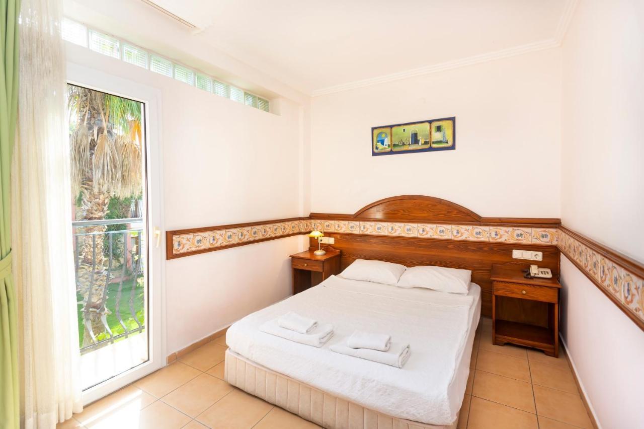 Kriss Hotel Бодрум Экстерьер фото